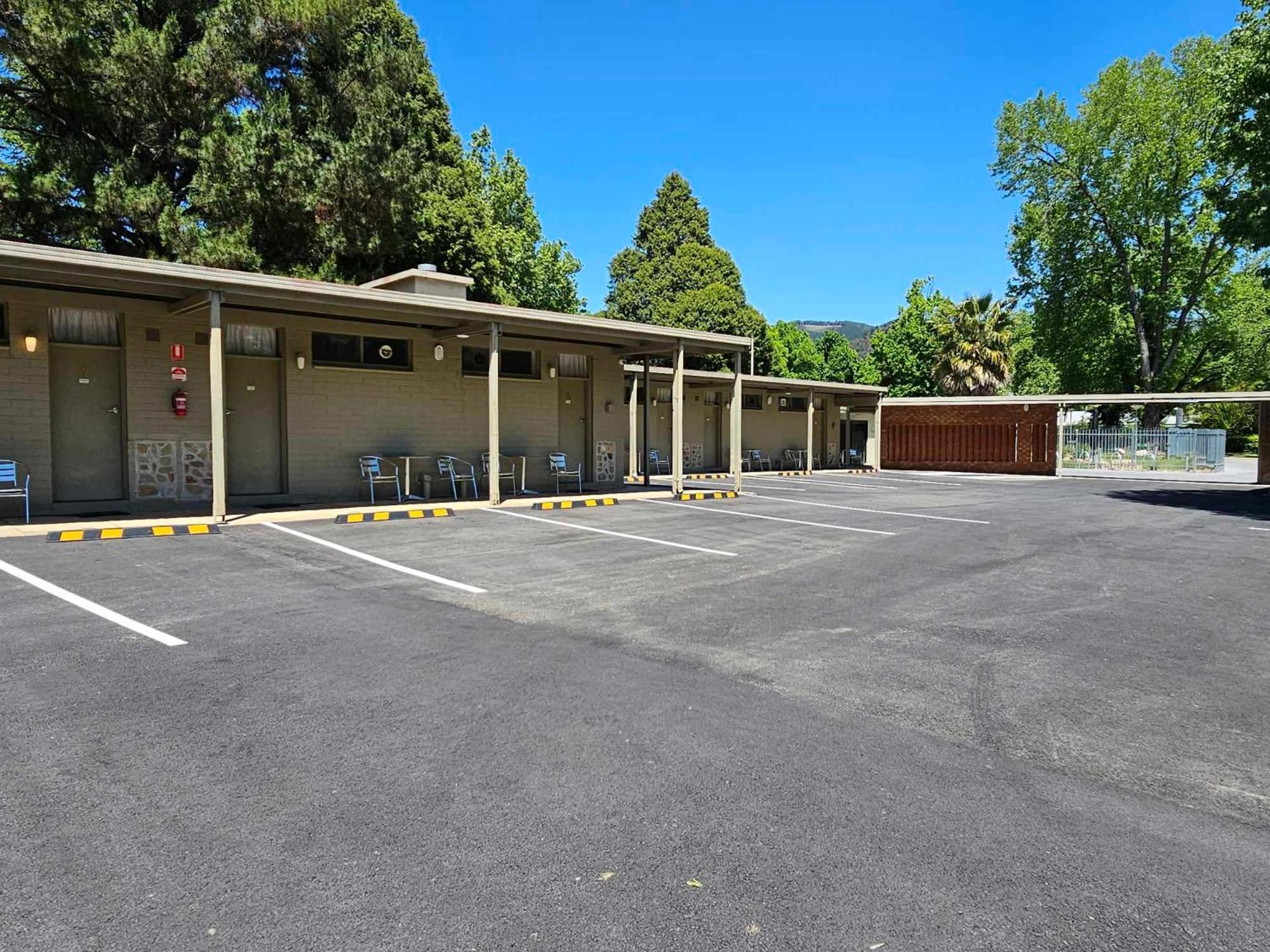 The Bright Motor Inn Exterior foto